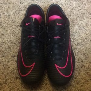 New Nike Mercurial Vapor XI FG Black and Pink-NWOT